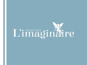 Logo du restaurant L'Imaginaire, blanc sur fond bleu, surmontée d'une silhouette de fée.